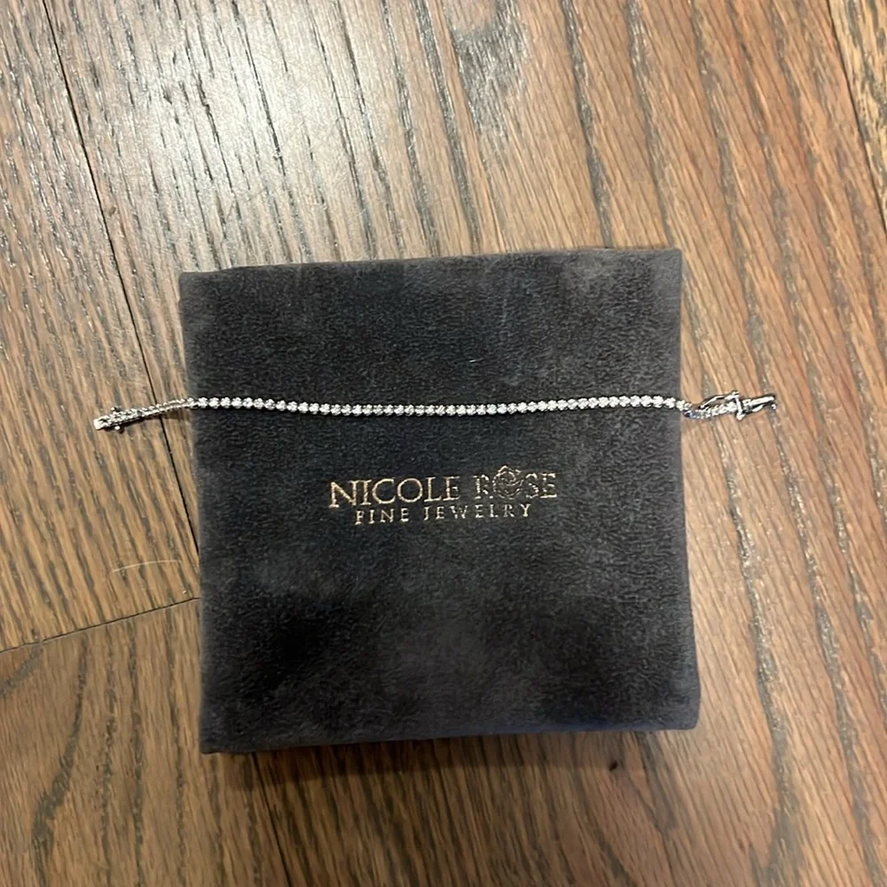 Nicole Rose Jewelry Dainty 1 ct Tennis Bracelet - Picture 3 of 3